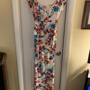 PinkBlush White Rose Floral Off Shoulder Wrap Maternity Photoshoot Gown/Dress